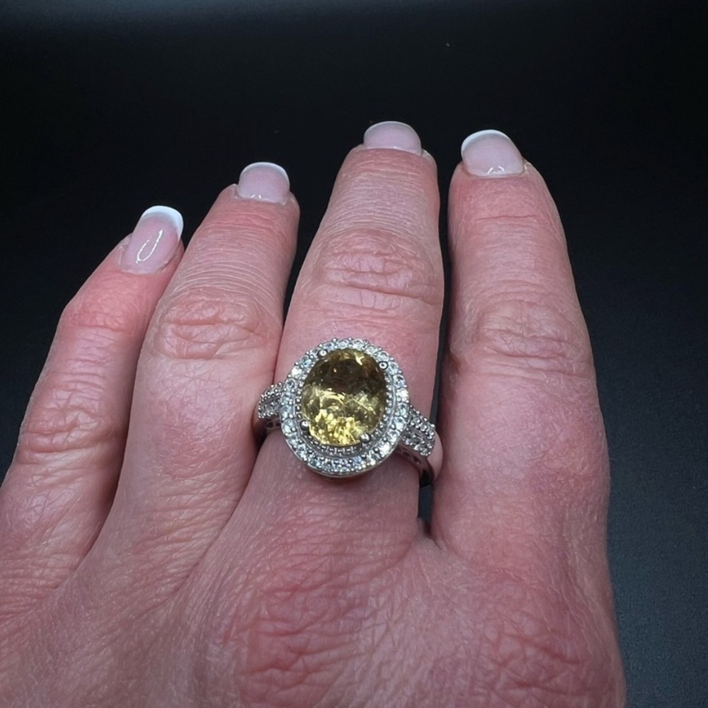 Brazilian Citrine & White Zircon Ring - Picture 11 of 11